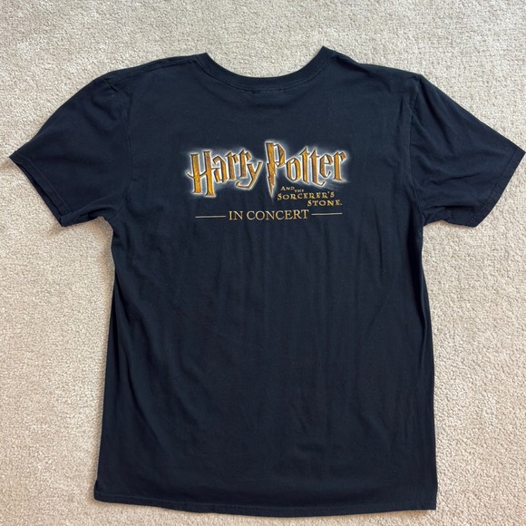 Harry Potter and the Sorcerer's‎ Stone In Concert Black T-Shirt Large - Picture 1 of 9